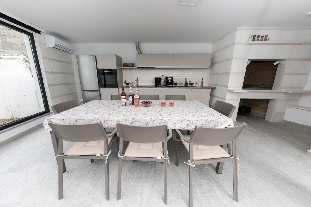 Villa Dora 오크루그고른지 외부 사진