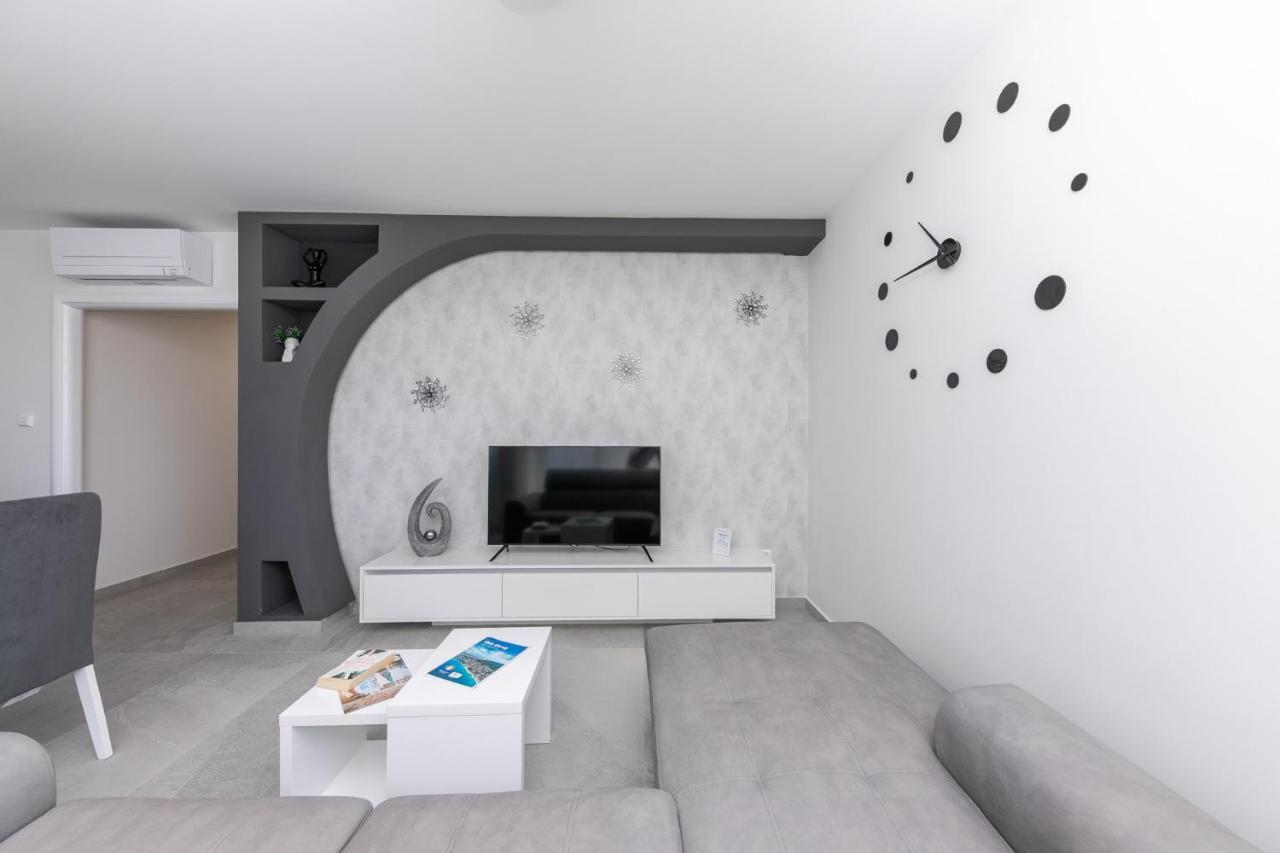 Villa Dora 오크루그고른지 외부 사진